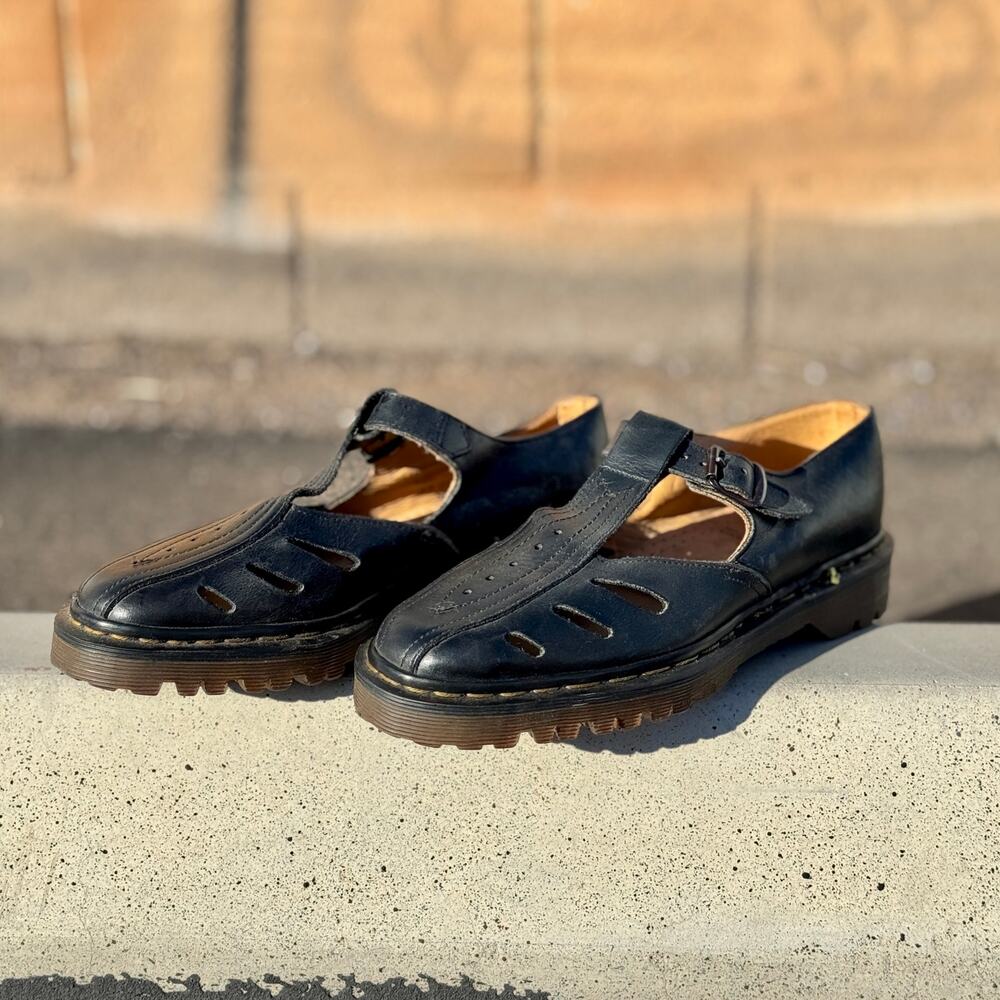 Vintage Made in England Dr. Martens Polley Mica Cut Out Mary Janes Size 7